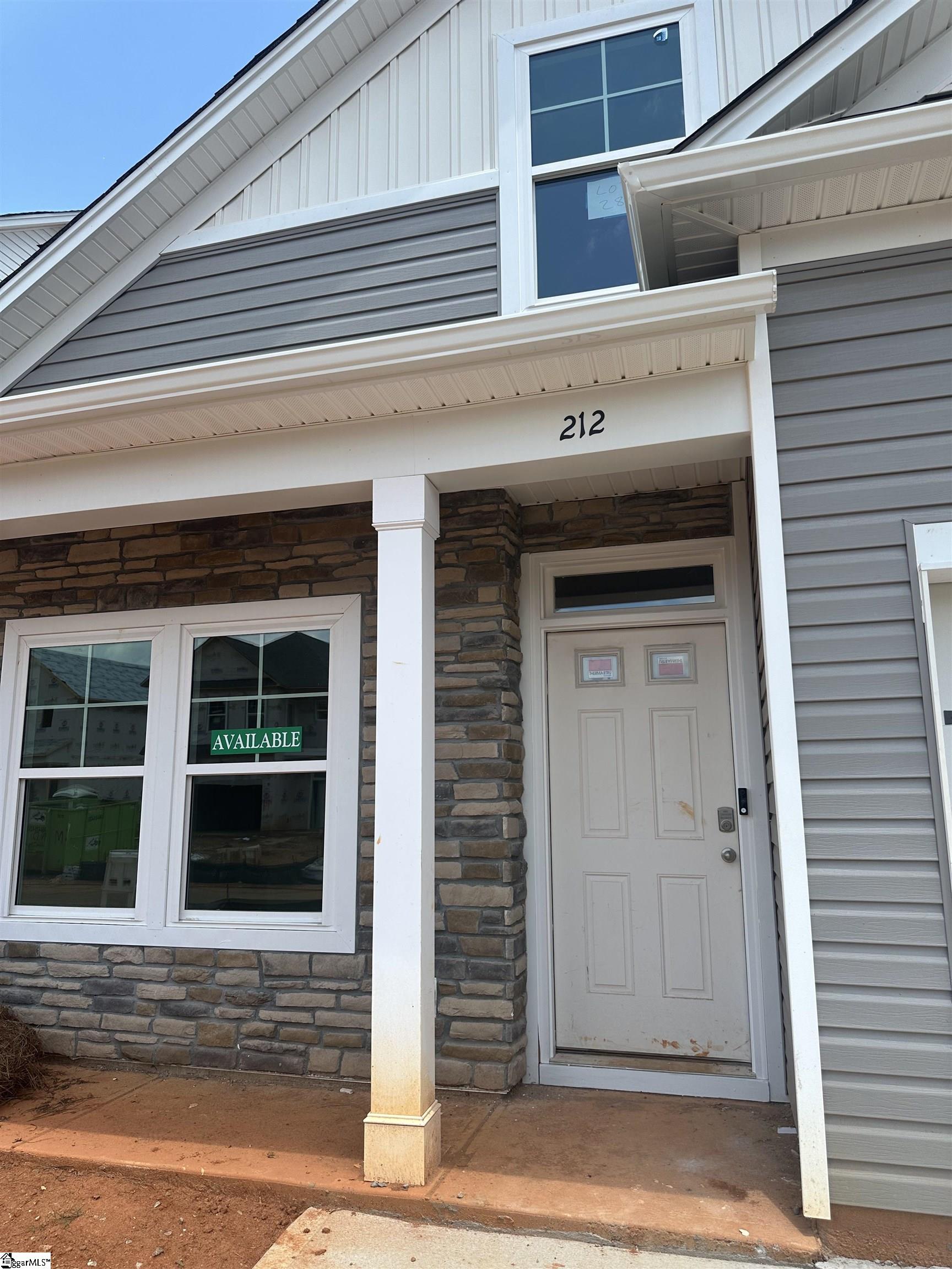 212 Brown Circle Easley, SC 29642 - Photo 3 of 26