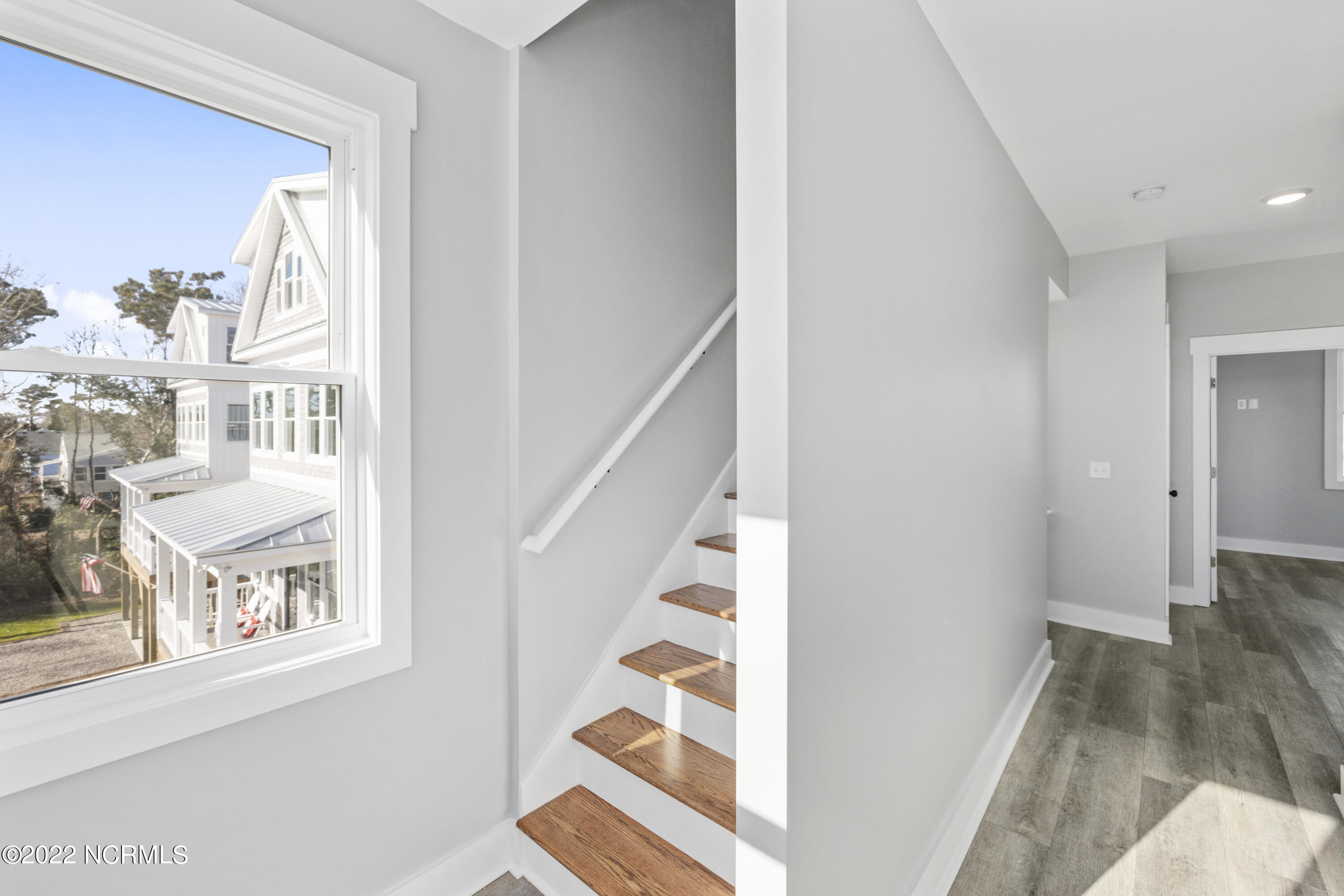 475 Atkinson Point Road Surf City, NC 28445 - Photo 18 of 41 hall