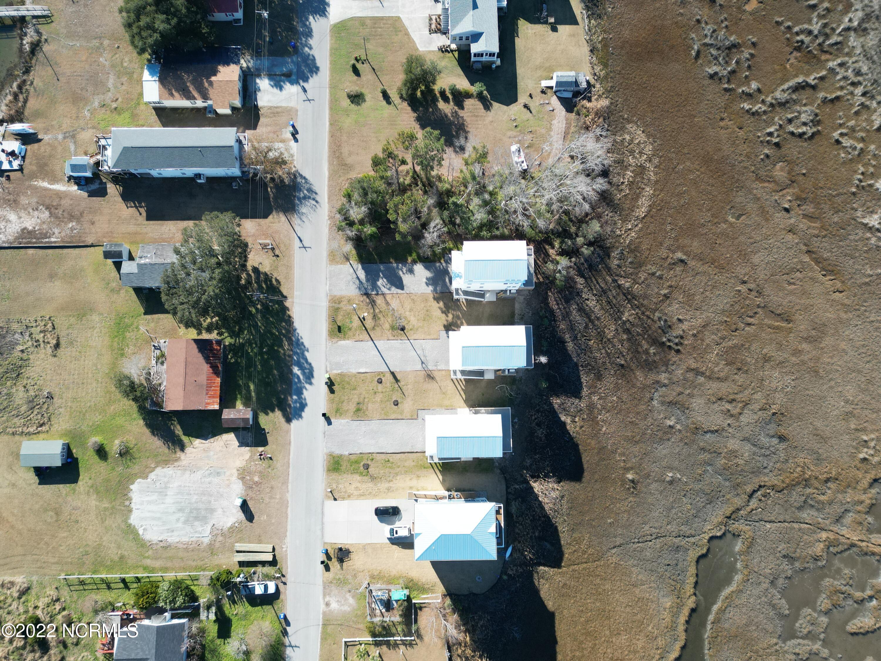 475 Atkinson Point Road Surf City, NC 28445 - Photo 31 of 41 arial