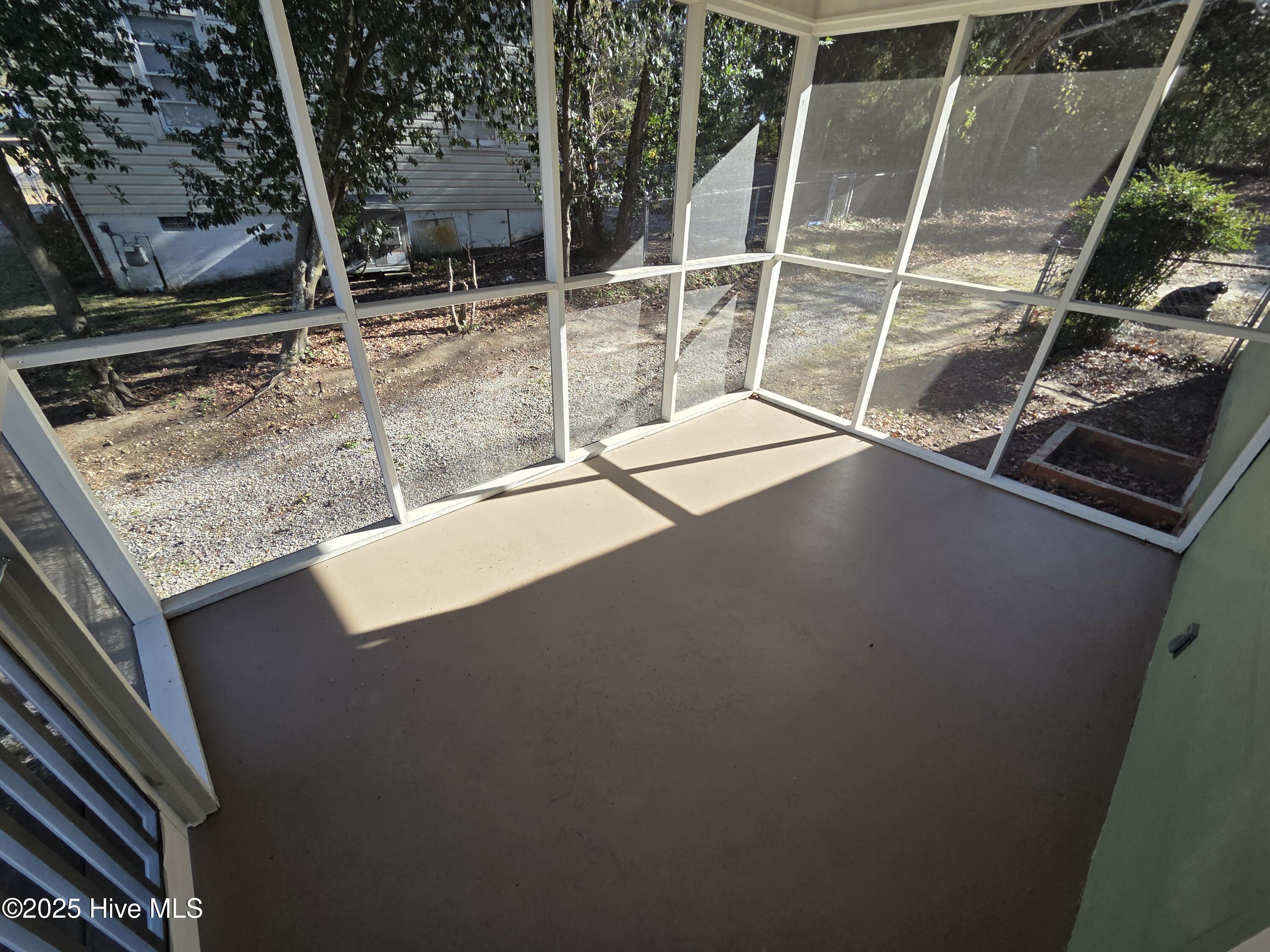 1012 Walnut Lane Rockingham, NC 28379 - Photo 7 of 20 767