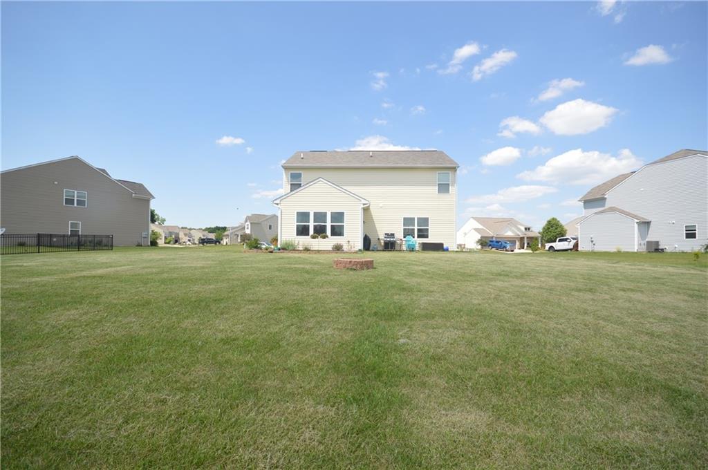 2350 Hanover Road Brownsburg, IN 46112 - Photo 2 of 18