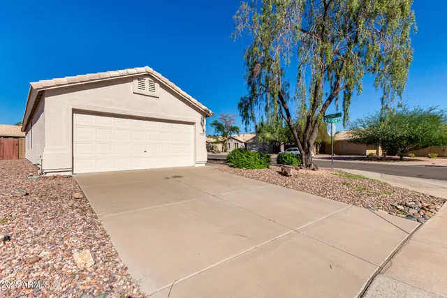 $335,000 | 1752 West Renaissance Avenue, Apache Junction, AZ 85120