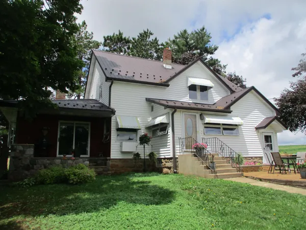 $399,000 | E3976 Lake Hillpoint Wi 53937, Hillpoint, WI 53937