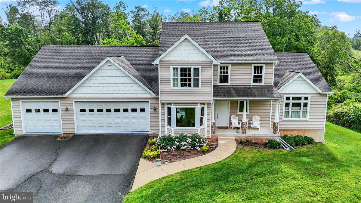 96 Gunhart Road Mohnton, PA 19540 - Photo 2 of 55 Gallery Image 2