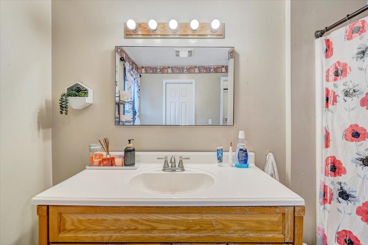 2412 Quarterwood Road Montvale, VA 24122 - Photo 22 of 40 27-MIB04072