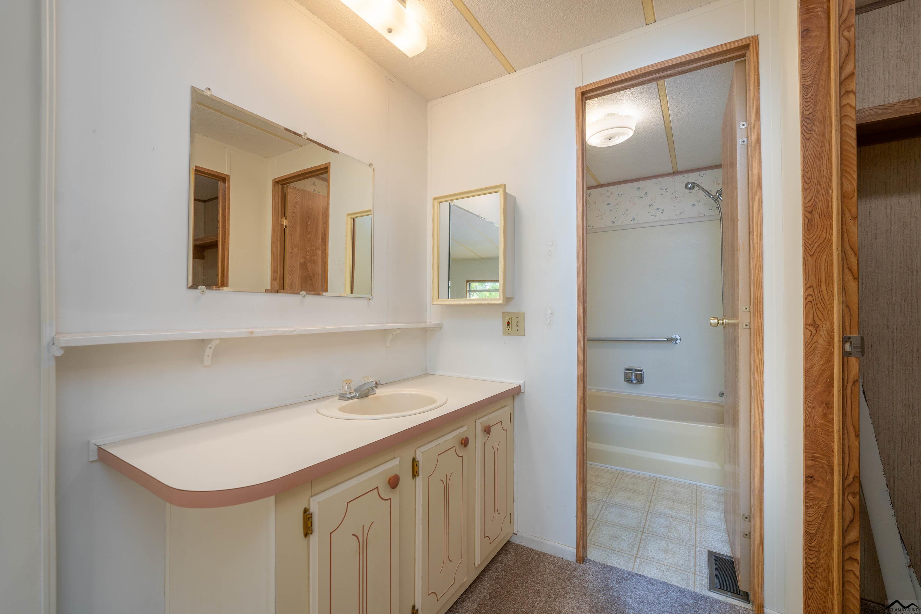 350 Gilmore Road, Unit 24 Red Bluff, CA 96080 - Photo 12 of 26