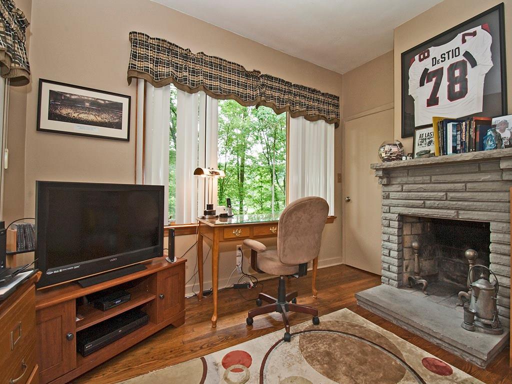 120 Lakeside Road Fox Chapel, PA 15238 - Photo 20 of 25 Gallery Image 20