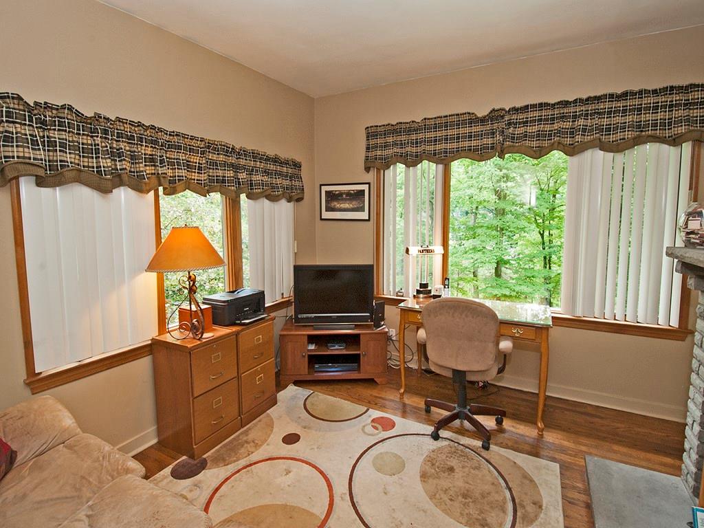 120 Lakeside Road Fox Chapel, PA 15238 - Photo 21 of 25 Gallery Image 21