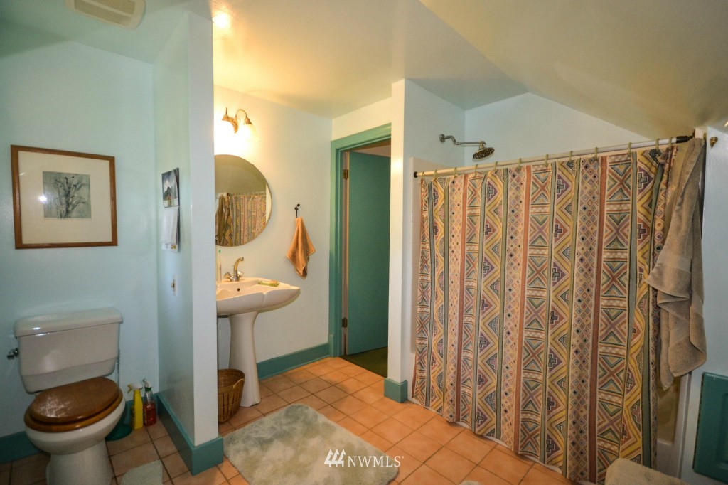 42 Thunder Road Port Townsend, WA 98368 - Photo 17 of 23 Gallery Image 17