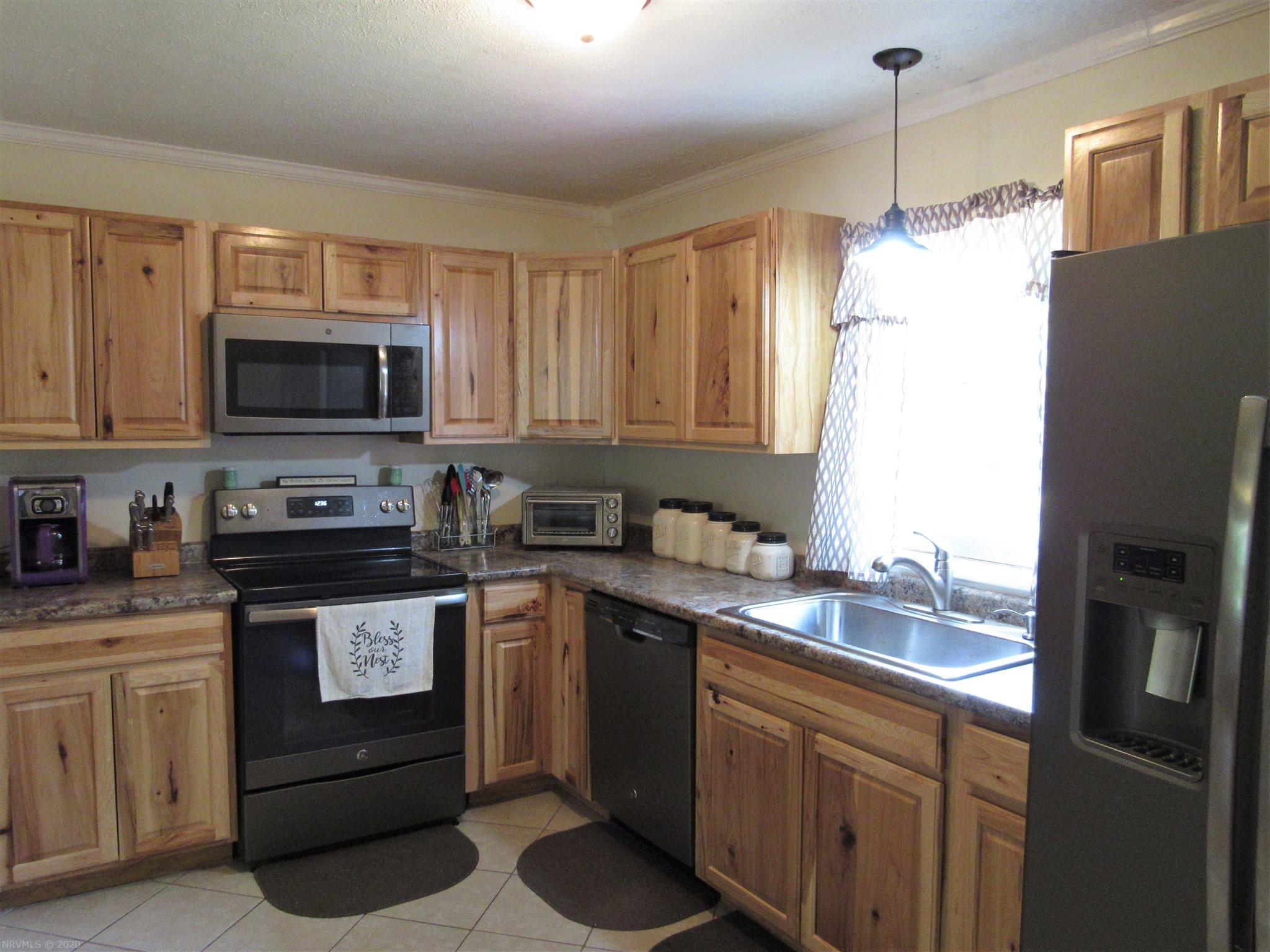 1501 Ridgeview Road Northwest Floyd, VA 24091 - Photo 16 of 46 Gallery Image 16