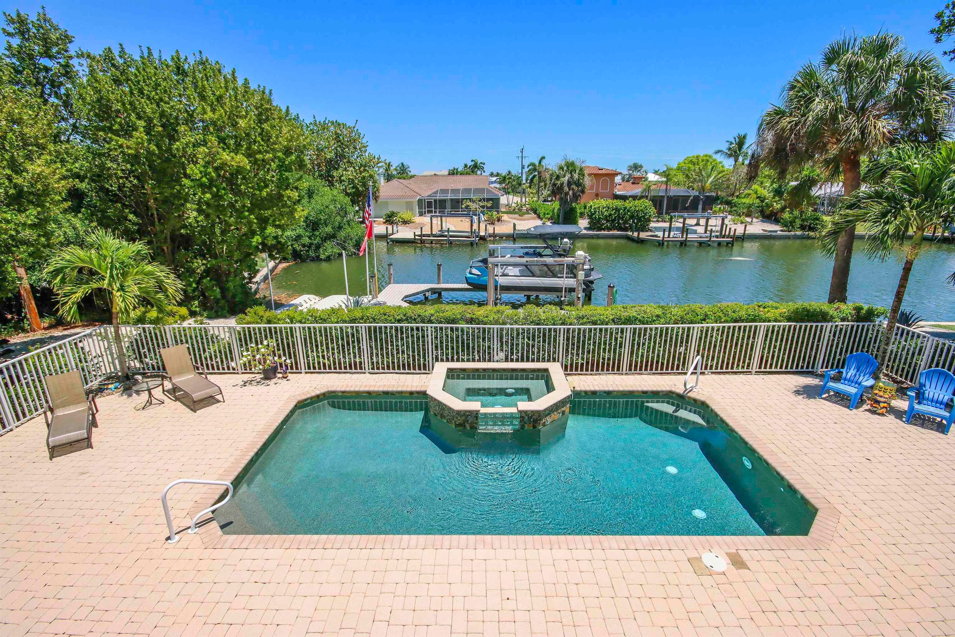 1066 Bailey Road Sanibel, FL 33957 - Photo 37 of 48 Gallery Image 37
