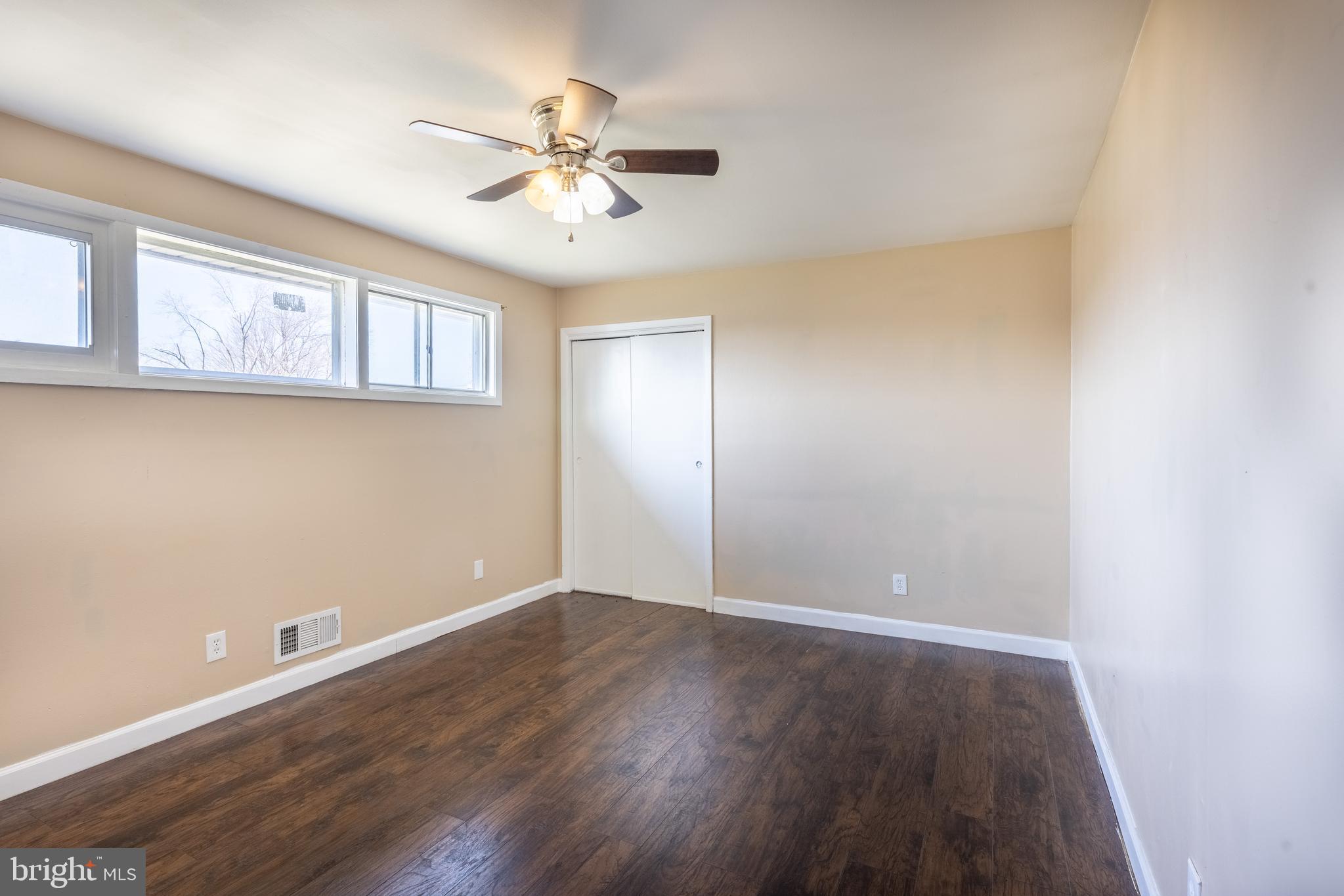 6221 Golden Ring Road Rosedale, MD 21237 - Photo 14 of 46