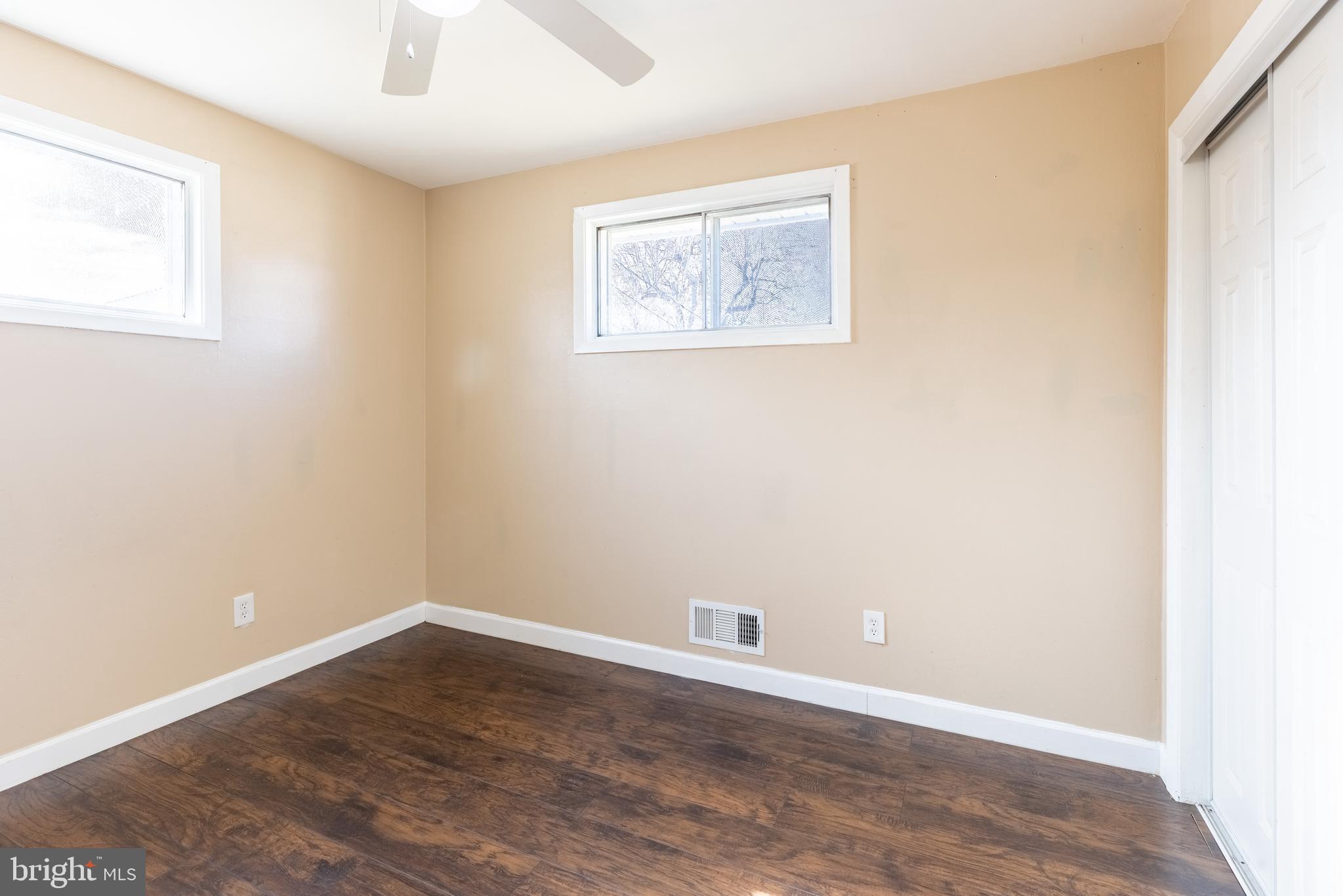 6221 Golden Ring Road Rosedale, MD 21237 - Photo 20 of 46
