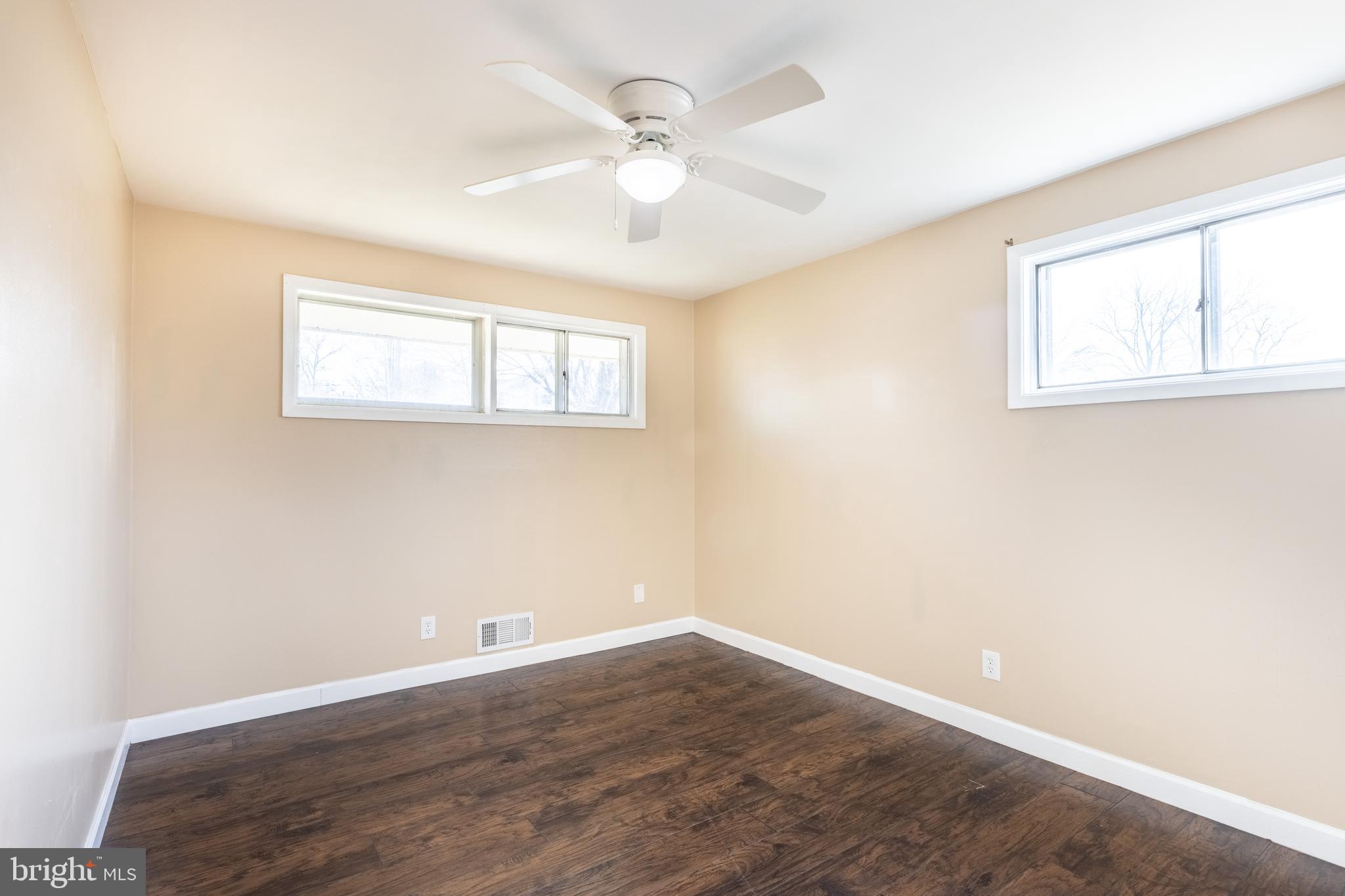 6221 Golden Ring Road Rosedale, MD 21237 - Photo 24 of 46