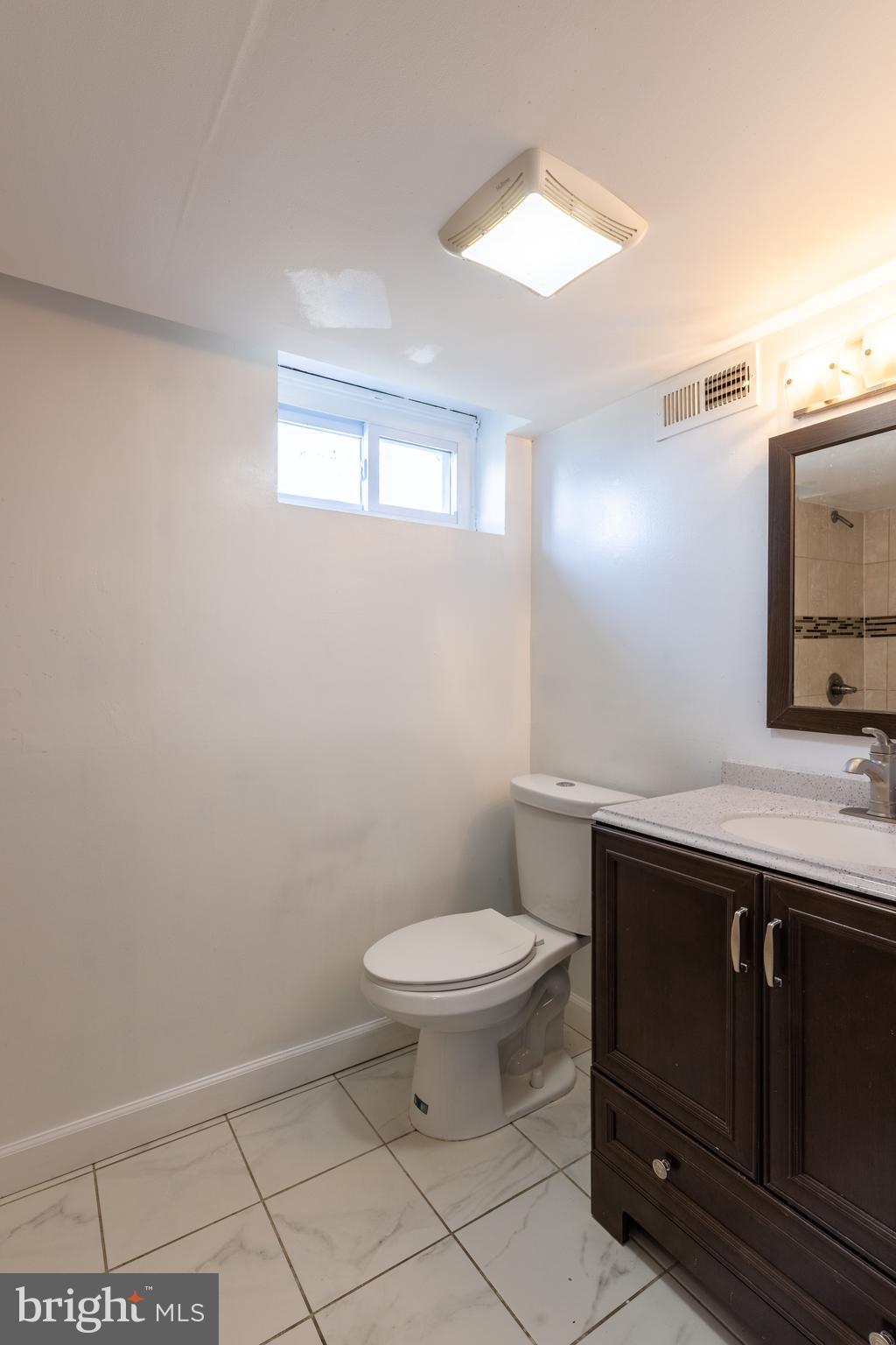 6221 Golden Ring Road Rosedale, MD 21237 - Photo 36 of 46