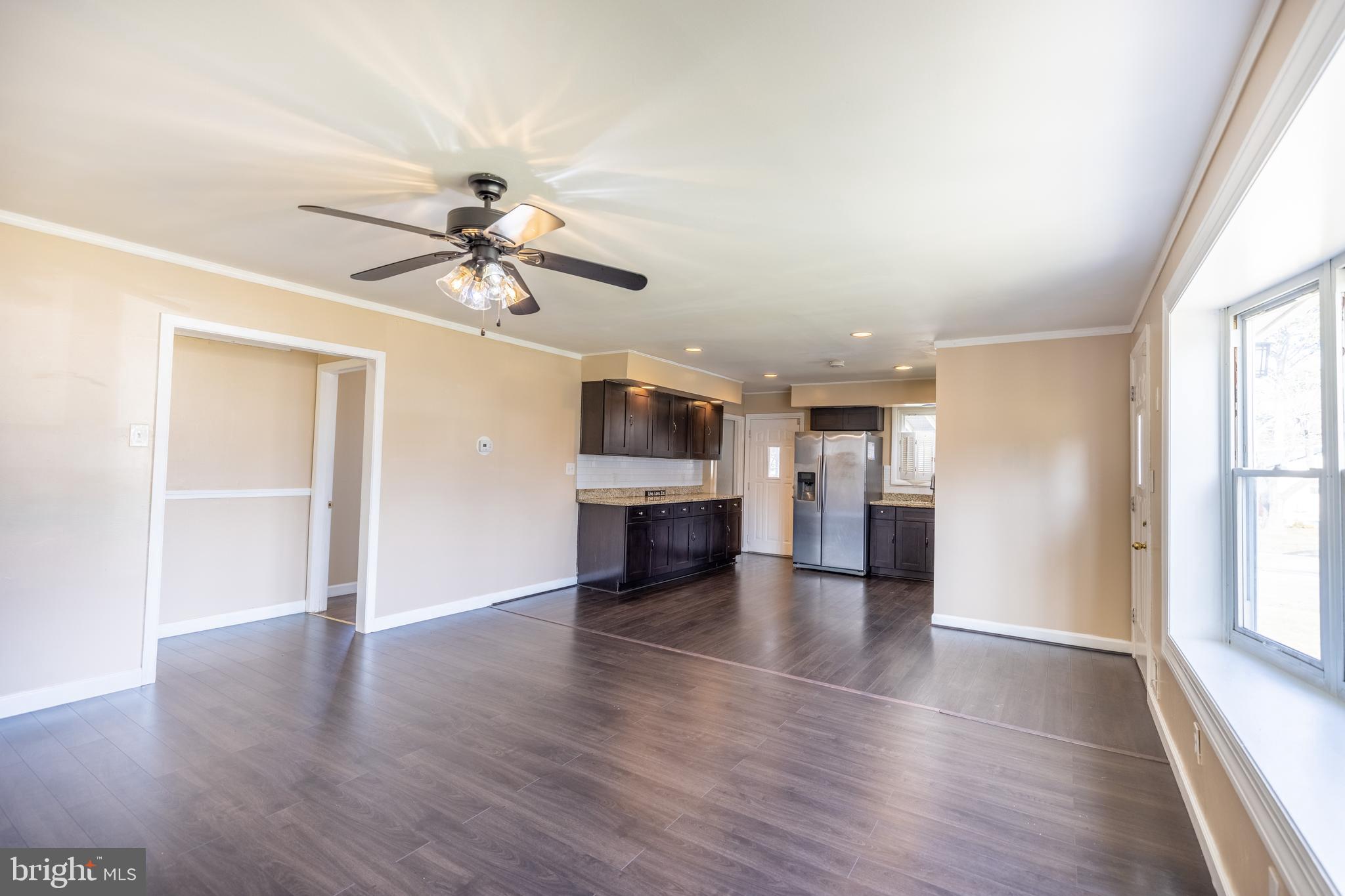6221 Golden Ring Road Rosedale, MD 21237 - Photo 8 of 46