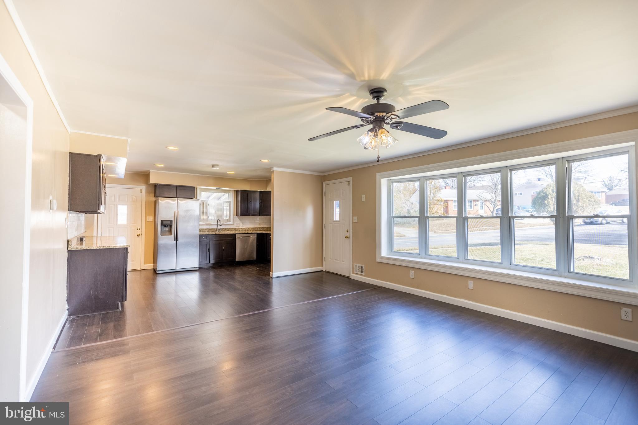 6221 Golden Ring Road Rosedale, MD 21237 - Photo 9 of 46