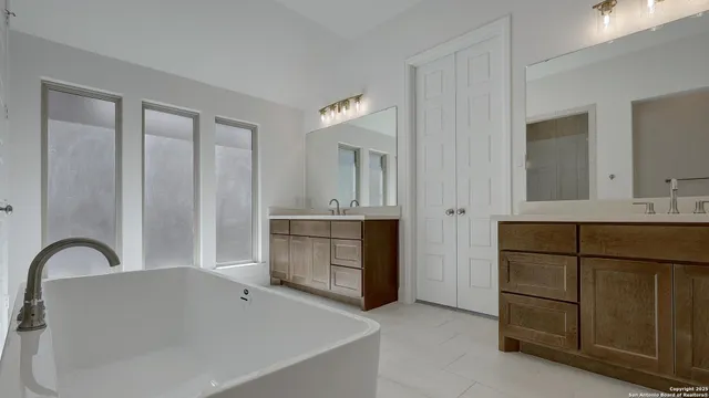 $624,900 | 150 Olmos Creek, Boerne, TX 78006