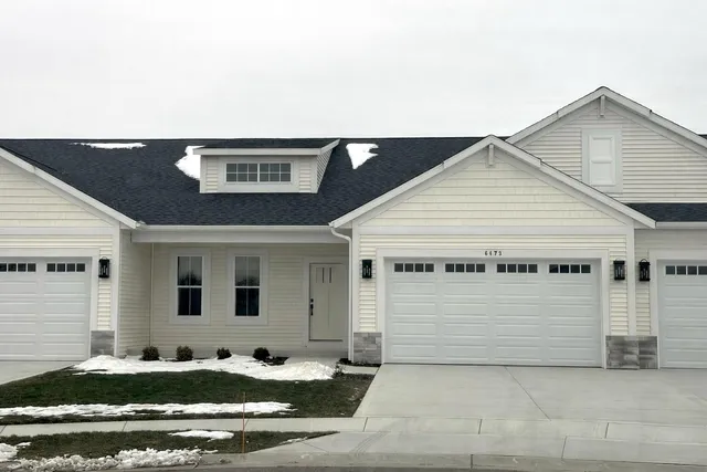 $412,900 | 6439 Railbridge Court Southeast, Unit 23, Caledonia, MI 49316