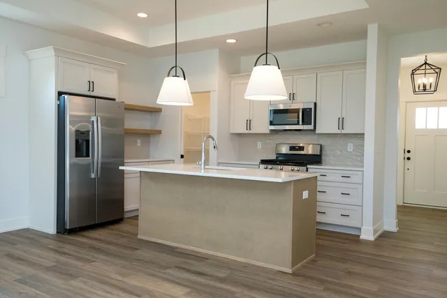 $412,900 | 6439 Railbridge Court Southeast, Unit 23, Caledonia, MI 49316