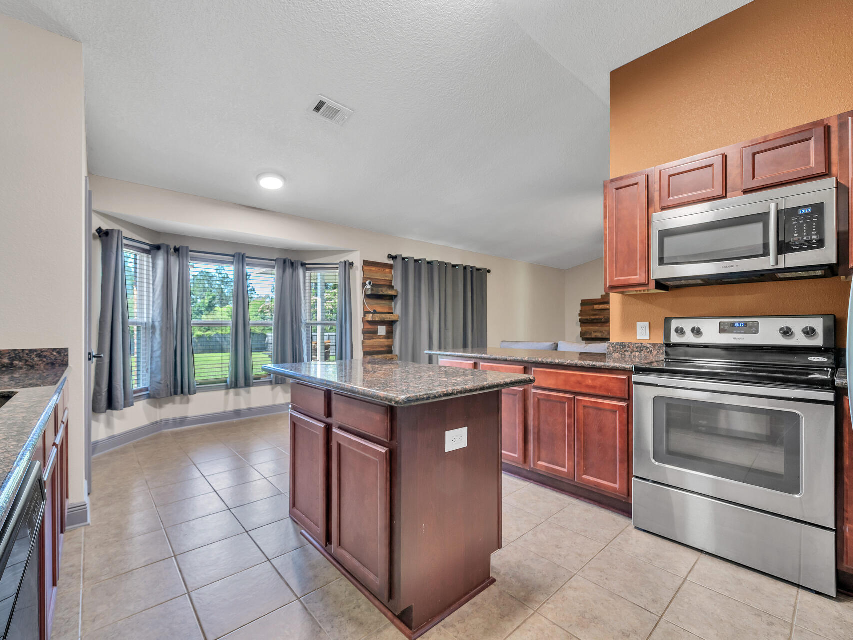 5606 Price Plantation Road Baker, FL 32531 - Photo 12 of 47 Gallery Image 12