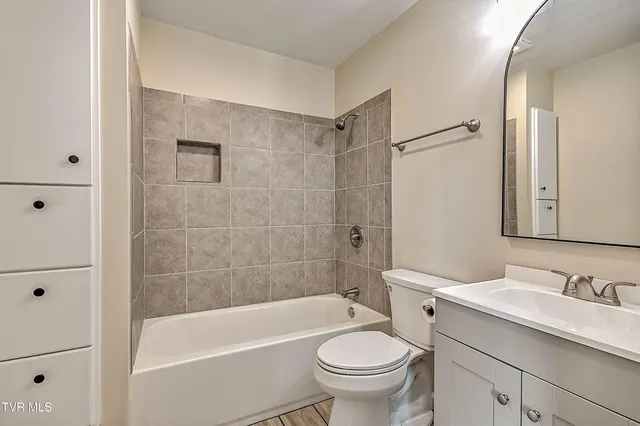 $259,900 | 79 Dorado Bottom Road, Castlewood, VA 24224