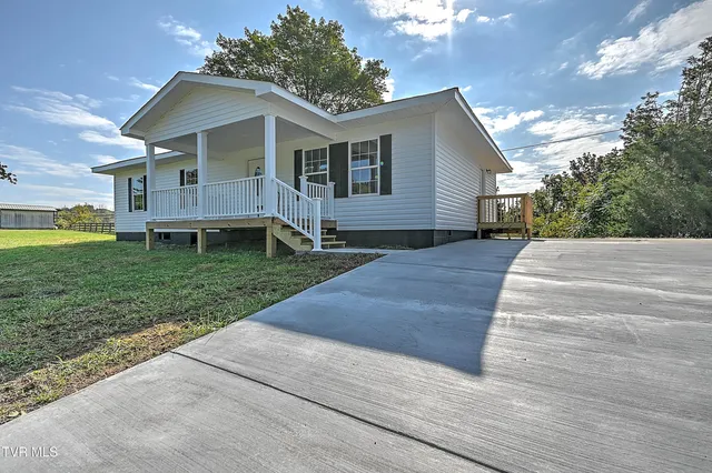 $259,900 | 79 Dorado Bottom Road, Castlewood, VA 24224
