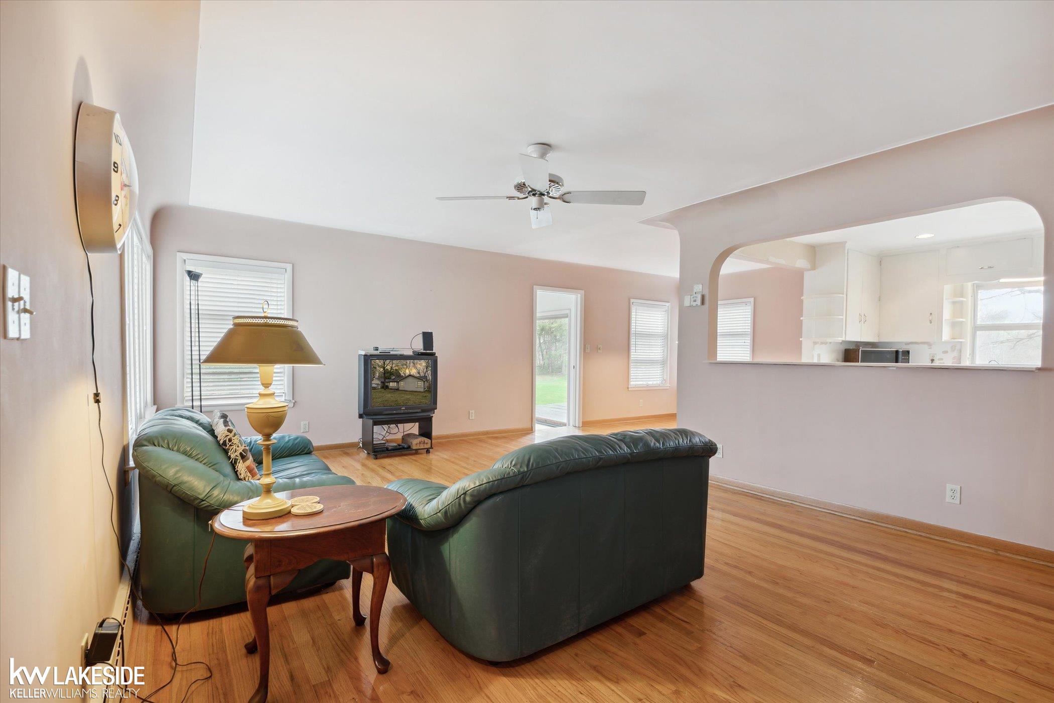 450 North Baldwin Road Oxford, MI 48371 - Photo 3 of 9 50109667-2.JPG