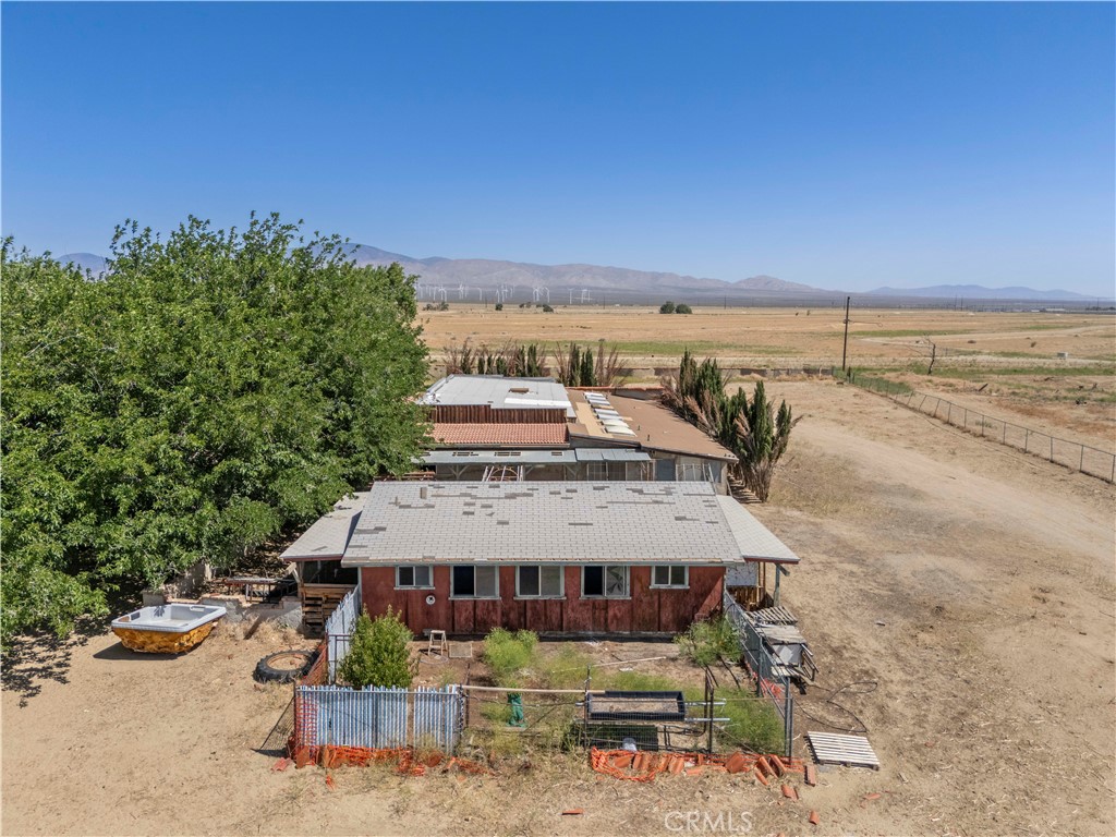 15374 Gaskell Road Rosamond, CA 93560 - Photo 12 of 74