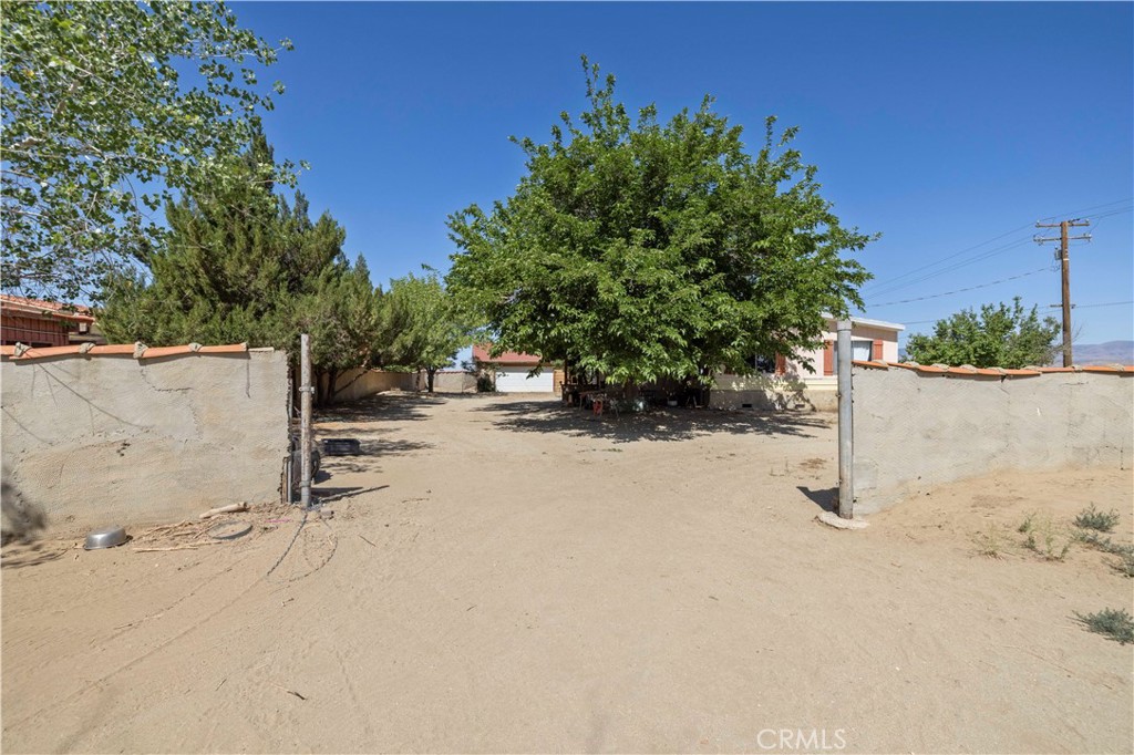 15374 Gaskell Road Rosamond, CA 93560 - Photo 19 of 74
