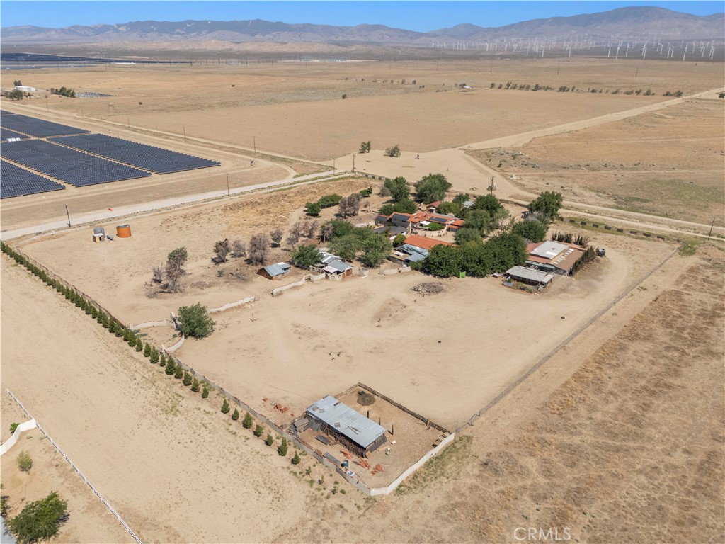 15374 Gaskell Road Rosamond, CA 93560 - Photo 7 of 74