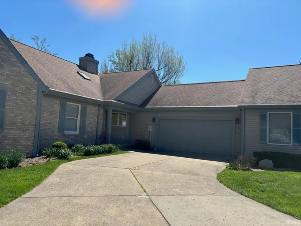 $240,000 | 623 Maryland Place, Vincennes, IN 47591