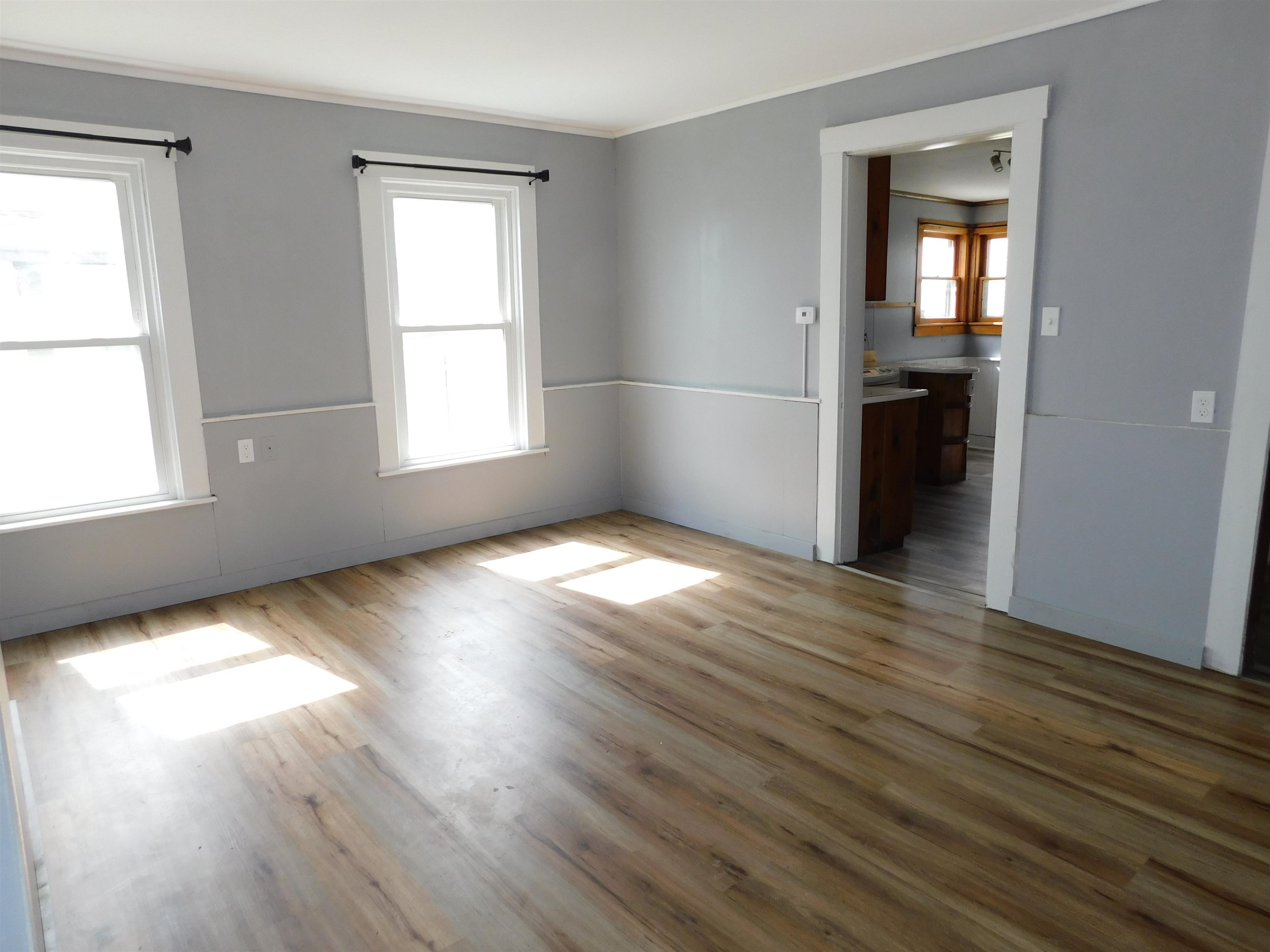 21 Park Street Rutland, VT 05701 - Photo 3 of 30