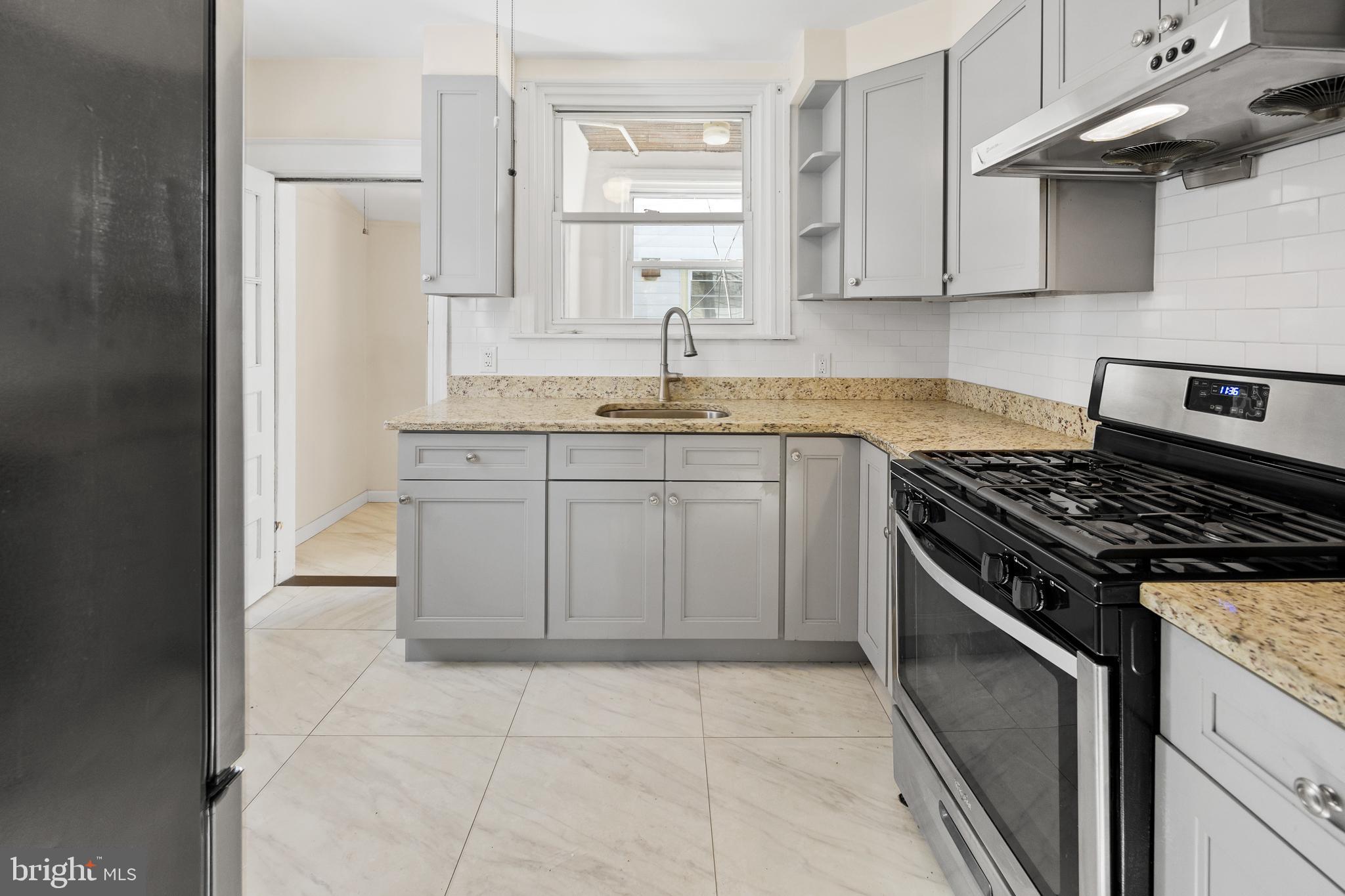 7272 Calvin Road Upper Darby, PA 19082 - Photo 13 of 32