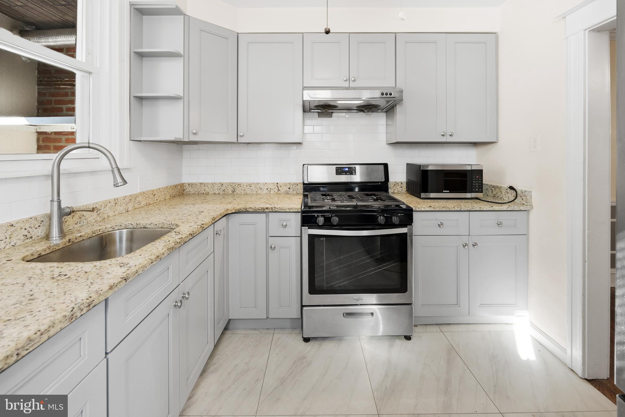 7272 Calvin Road Upper Darby, PA 19082 - Photo 15 of 32