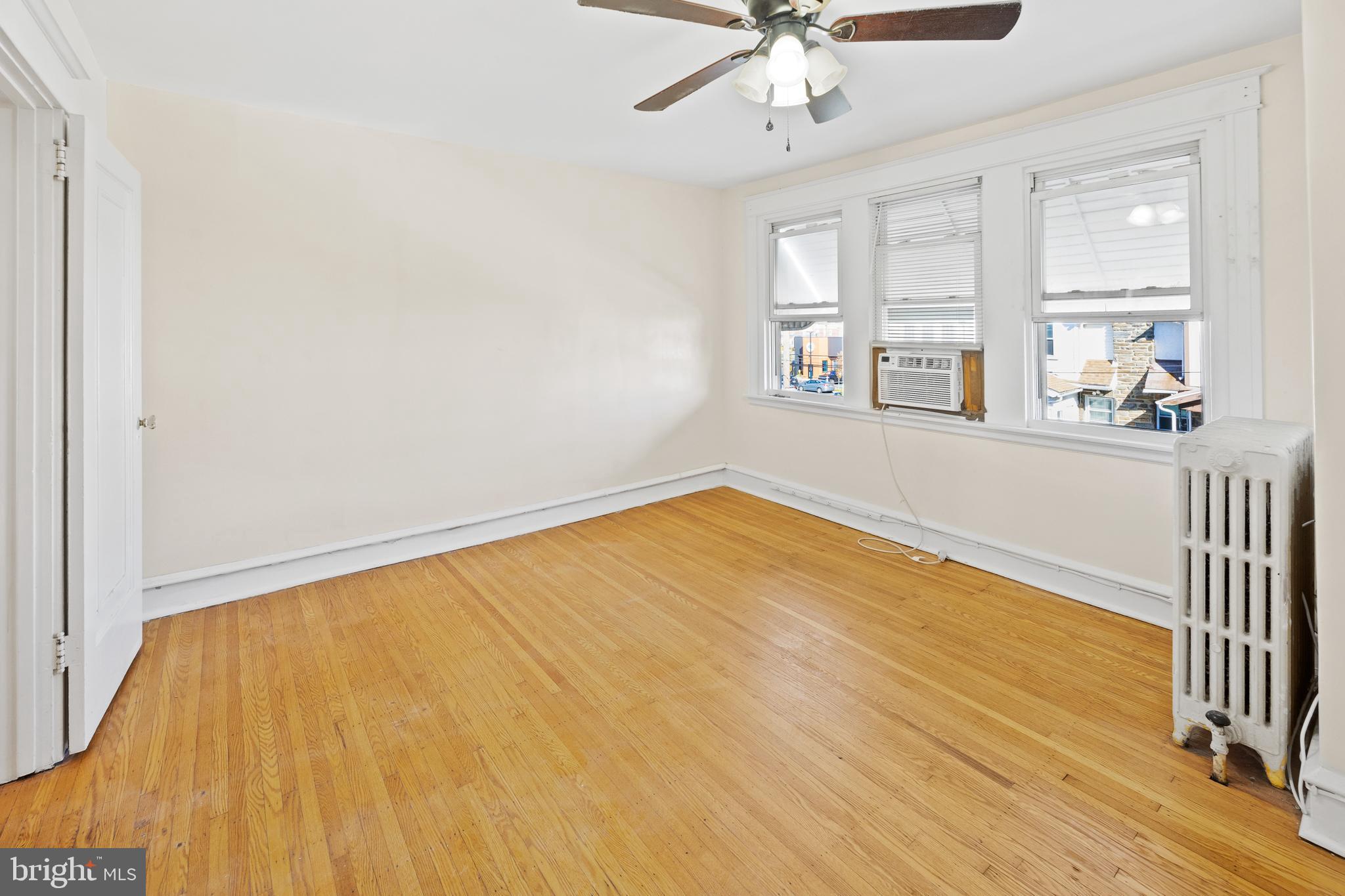 7272 Calvin Road Upper Darby, PA 19082 - Photo 18 of 32