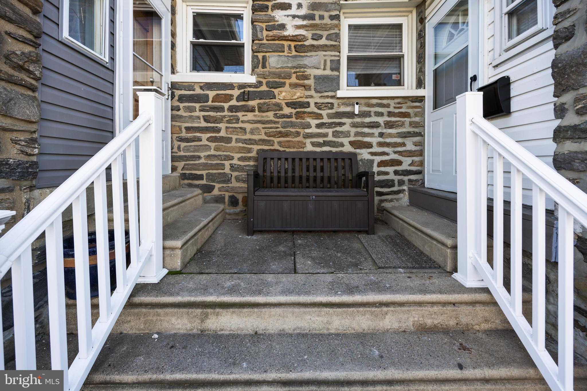 7272 Calvin Road Upper Darby, PA 19082 - Photo 2 of 32