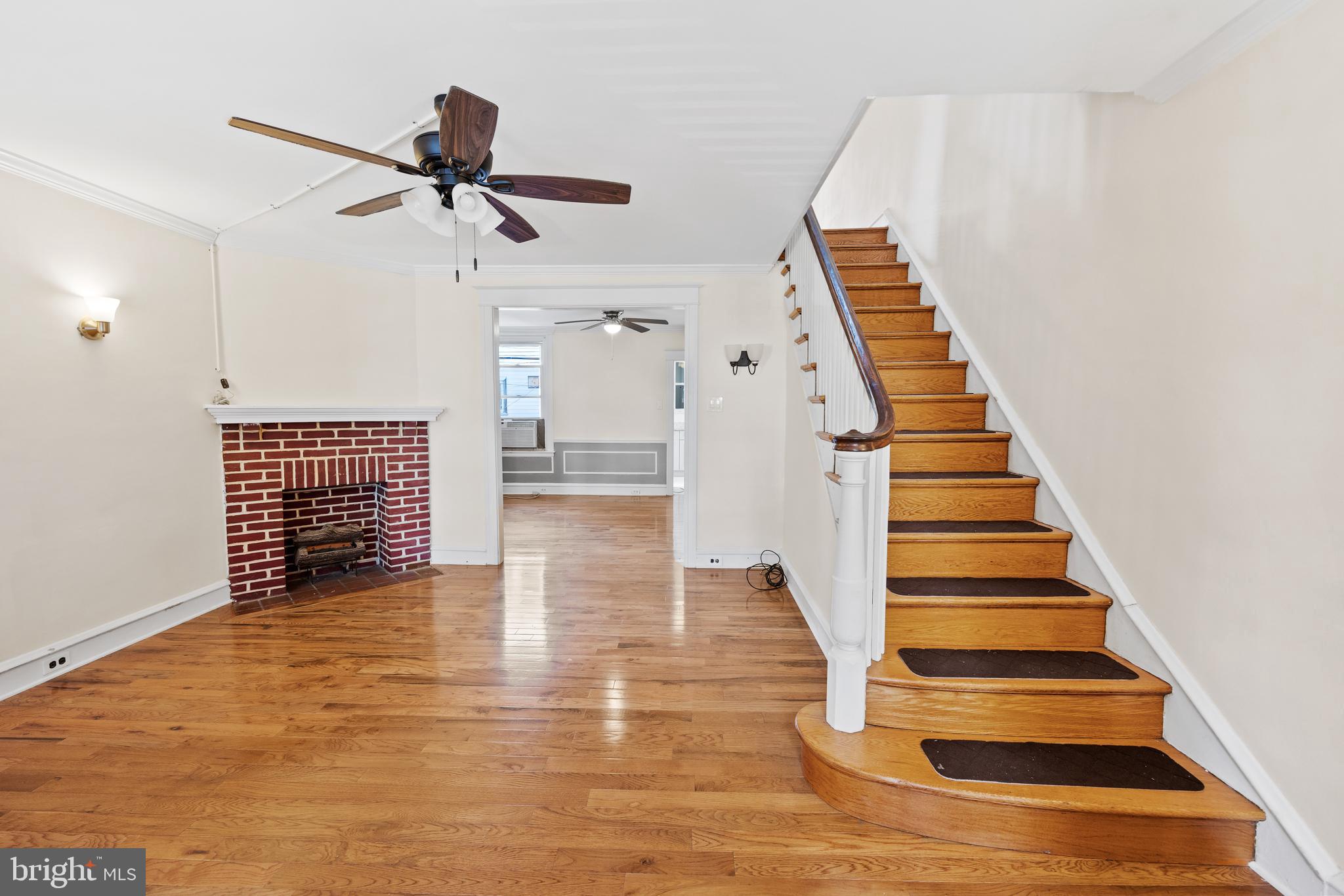 7272 Calvin Road Upper Darby, PA 19082 - Photo 9 of 32