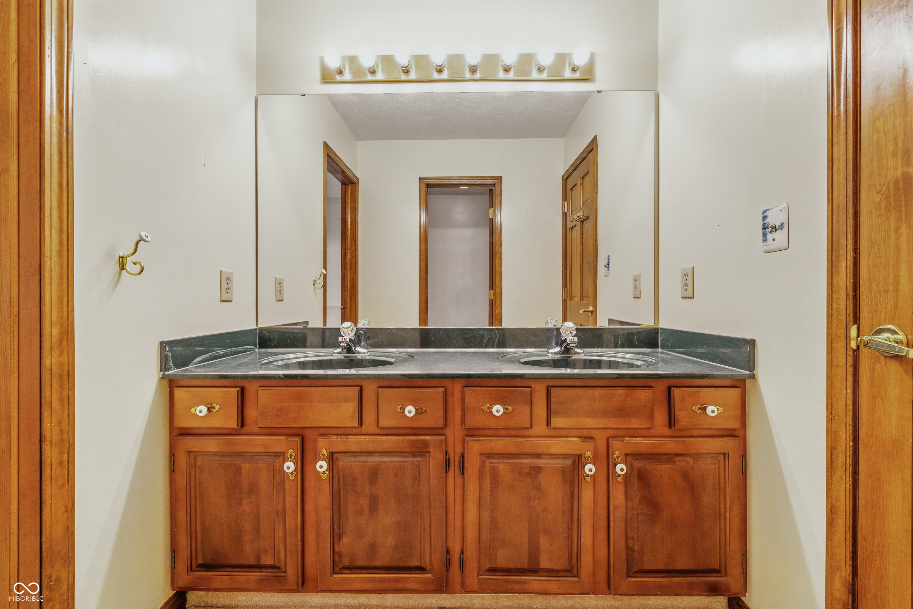 959 Harvest Ridge Drive Avon, IN 46123 - Photo 10 of 20