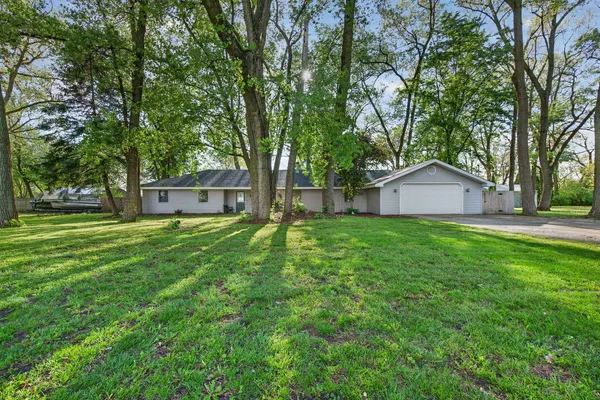 $625,000 | 1555 North Rollin Lane, Coal City, IL 60416