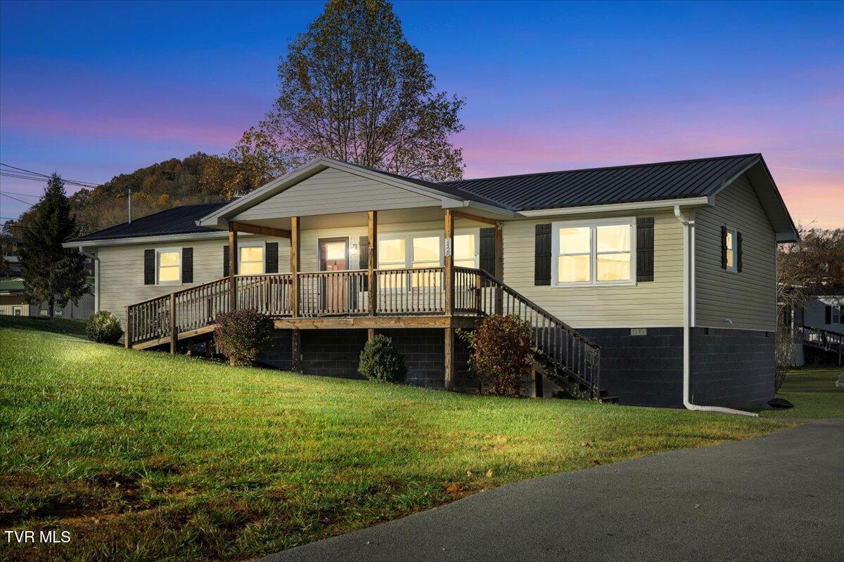 2428 Bob Little Road Elizabethton, TN 37643 - Photo 1 of 52 01-128A6629-DTE