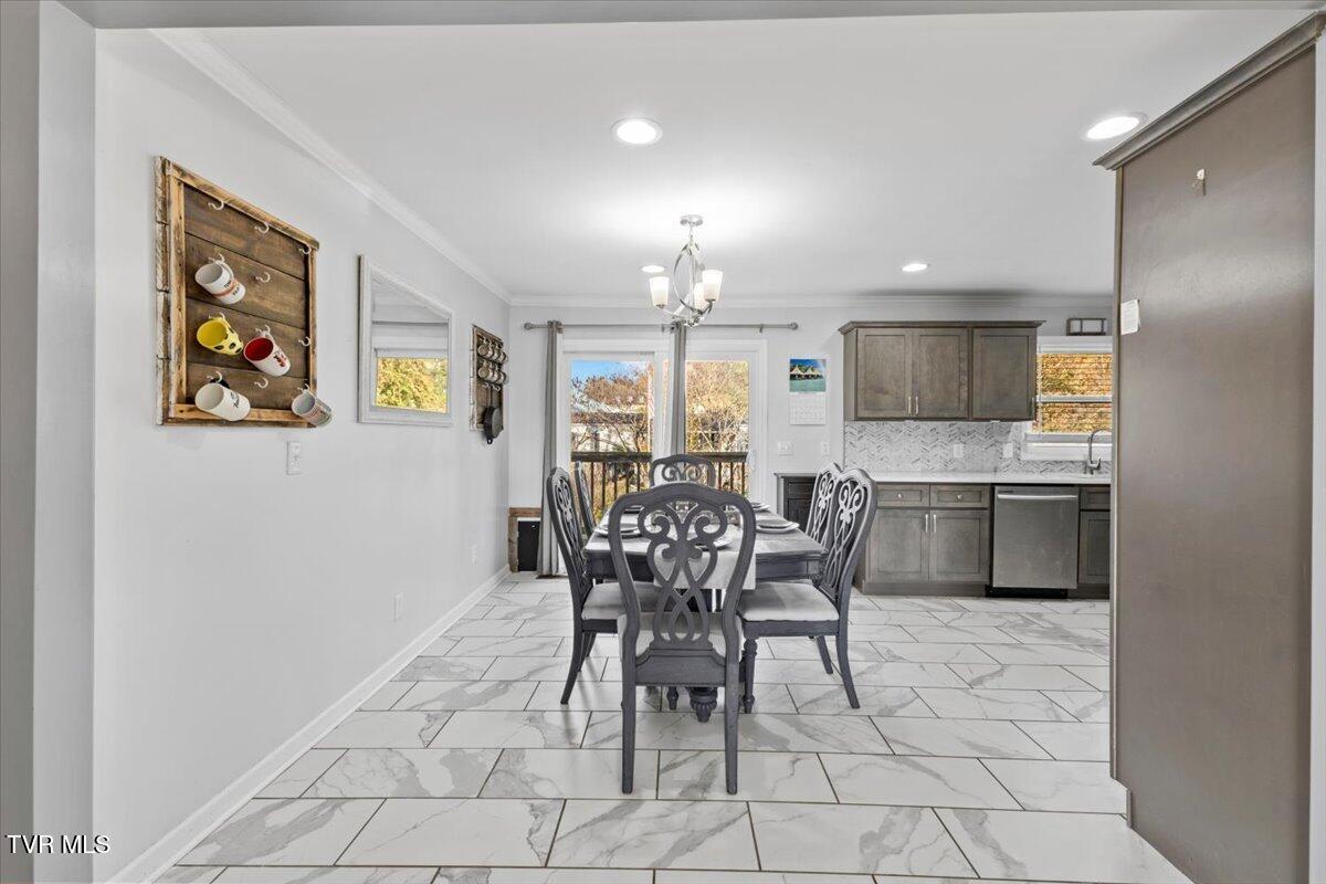 2428 Bob Little Road Elizabethton, TN 37643 - Photo 4 of 52 11-128A6686