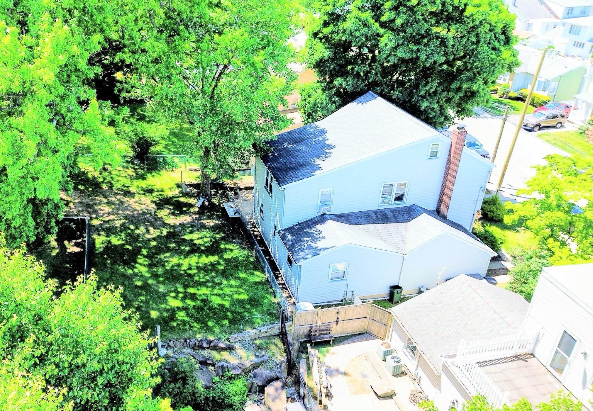 716 Chestnut Street Secaucus, NJ 07094 - Photo 3 of 27