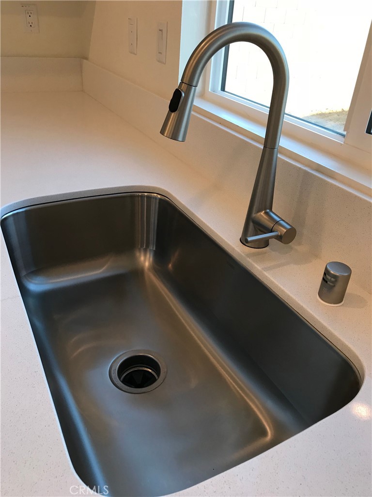 16031 Cordova Road Victorville, CA 92394 - Photo 15 of 34 a close view of sink