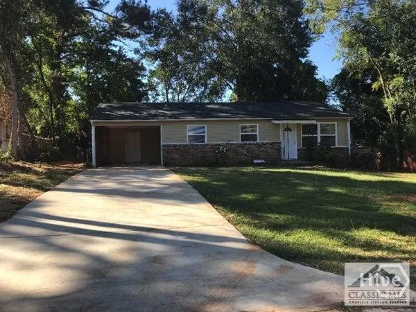 $1,795 | 131 Pineview Drive, Athens, GA 30606