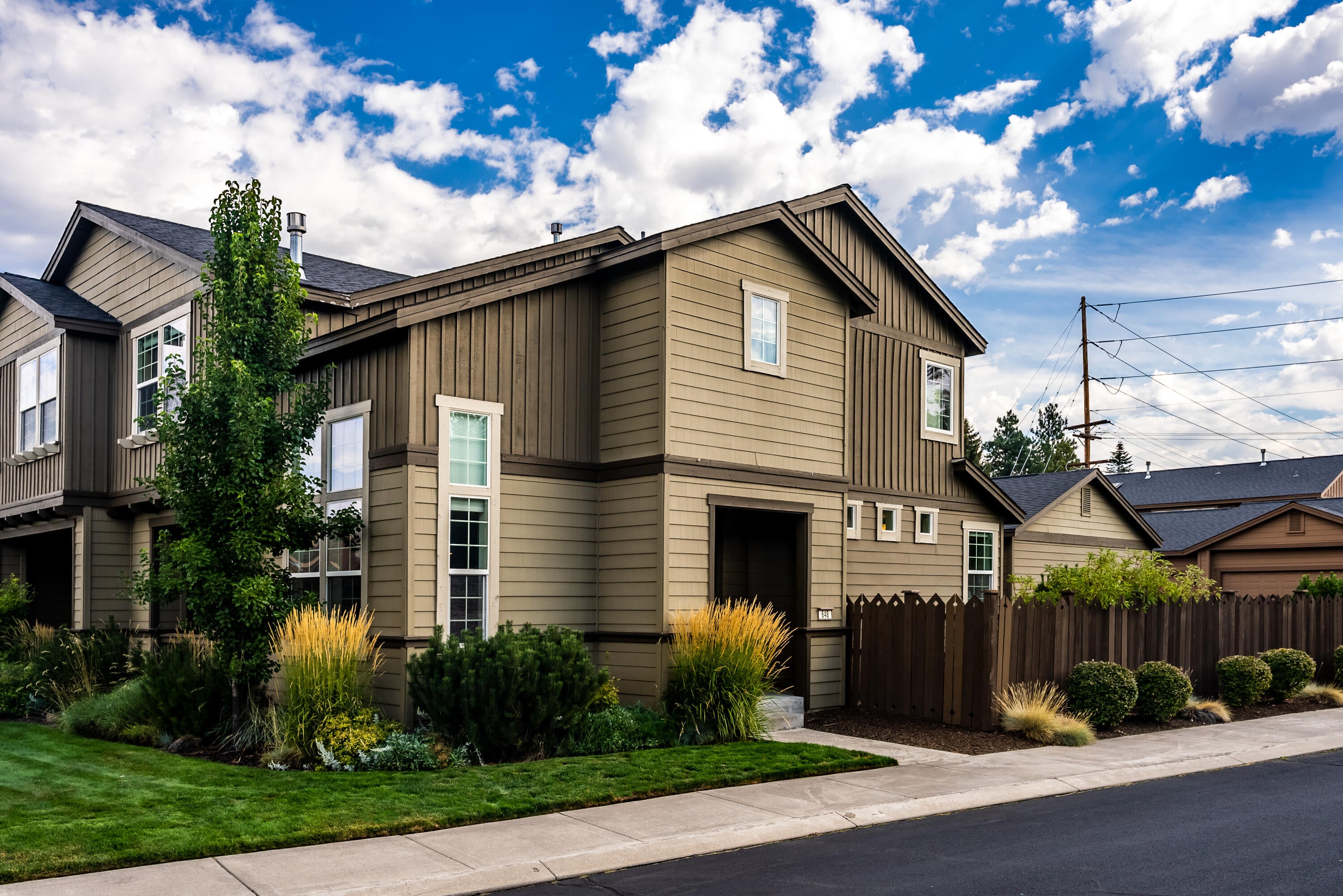 648 SW Peak View Ln, Bend-2