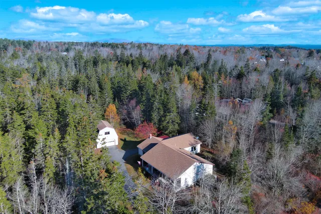 $599,900 | 105 South South Shore Drive, Owls Head, ME 04854