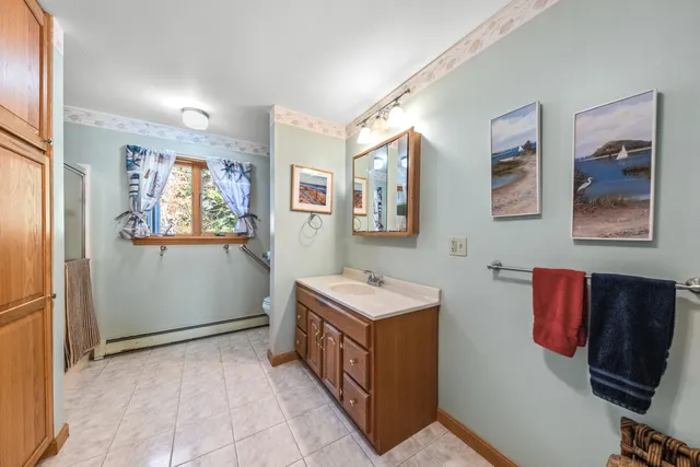 $599,900 | 105 South South Shore Drive, Owls Head, ME 04854