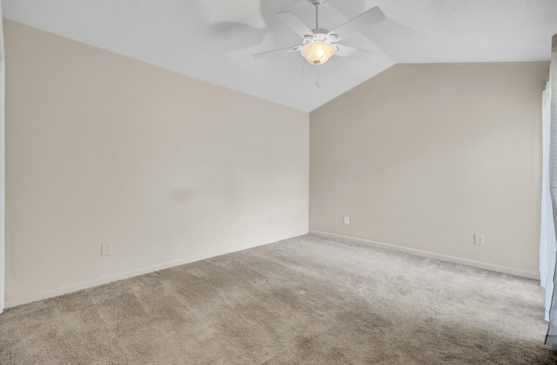 621 Temple Road, Unit A Ladson, SC 29456 - Photo 17 of 29 Bedroom