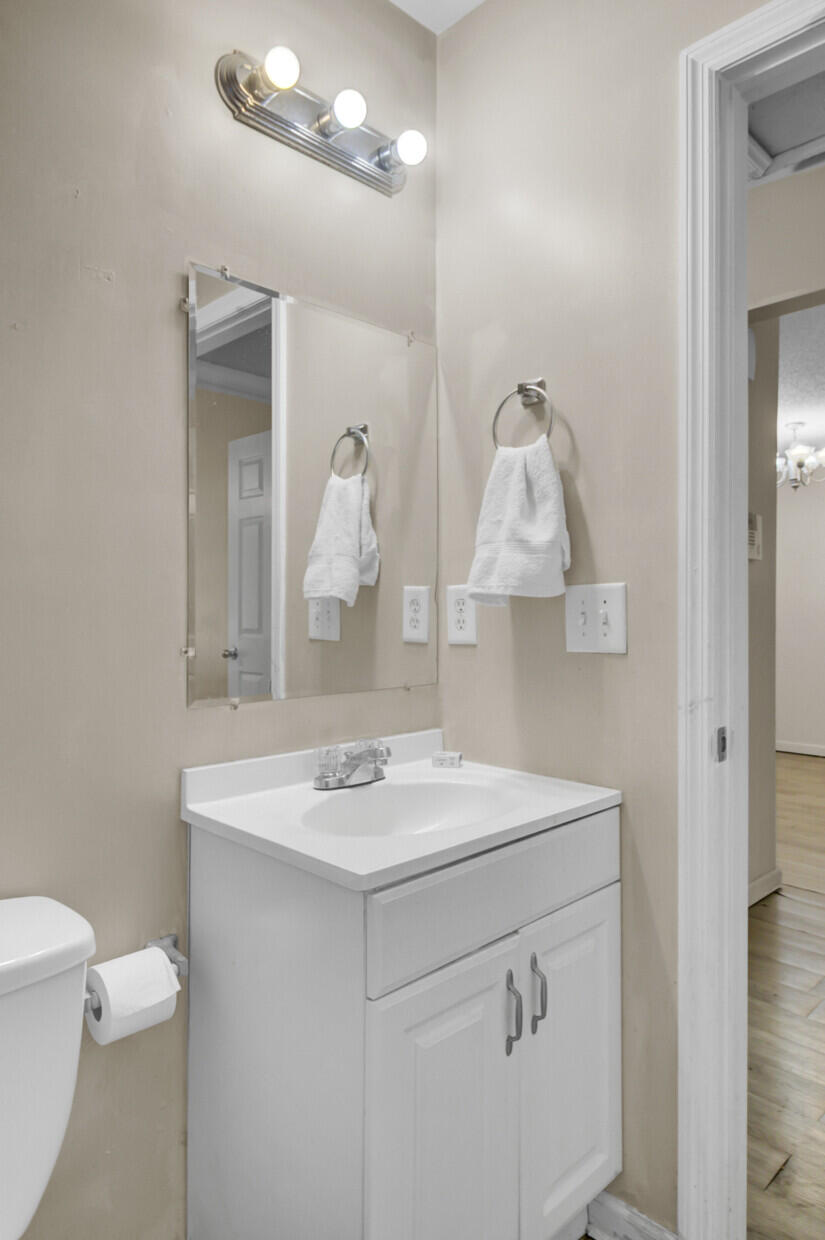 621 Temple Road, Unit A Ladson, SC 29456 - Photo 25 of 29 Bathroom 2